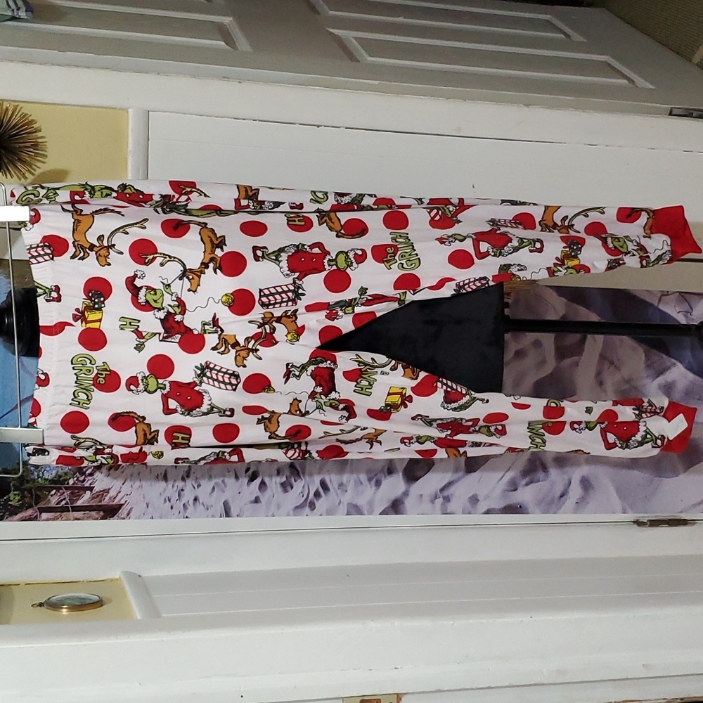Dr. Seuss, How The Grinch STOLE  the Christmas Pajama Pants.
